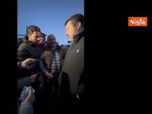 Salvini incontra gli agricoltori all'Aquila: "Siete fondamentali"