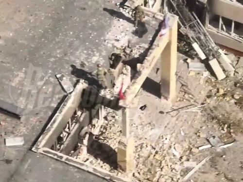 La distruzione della città di Vuhledar conquistata dai russi: le immagini del drone