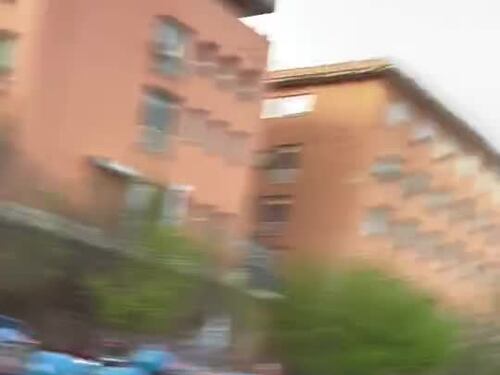 L'assalto dei collettivi contro la polizia a La Sapienza