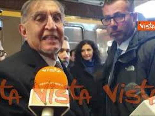 Caso Salis, La Russa: "Devono chiedere gli arresti domiciliari in Ungheria"
