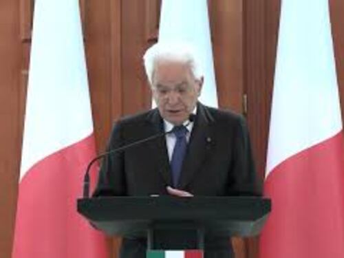 Mattarella: "Fermo sostegno all'integrità e all'indipendenza Ucraina"