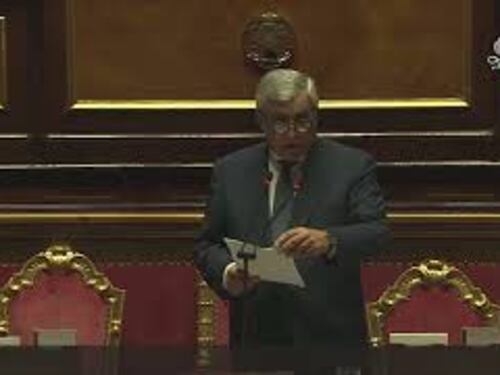 Tajani in Aula: "Mi pare che il giudizio su Renzi l'abbiano dato gli elettori alle europee"