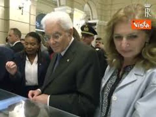 Il Presidente Mattarella visita la Biblioteca Nazionale di Rio de Janeiro