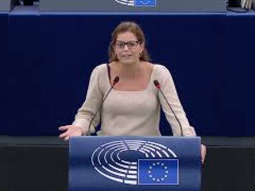 Migranti, Salis (Avs): "Accordo Italia-Albania vergogna, incompetenza assoluta"
