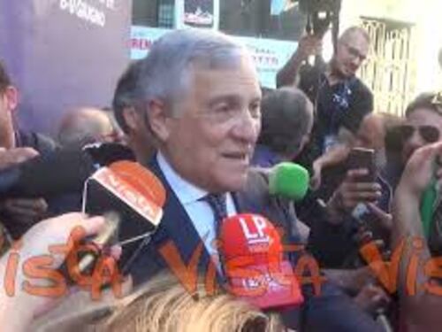 Europee, Tajani chiude campagna elettorale a Napoli: "Tanta gente e tanto entusiasmo"