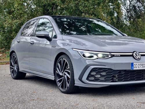 Nuova Golf GTD, il video in pillole della sportiva diesel da 200 CV
