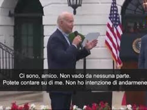 Biden a sostenitore: "Non ho intenzione di andarmene"