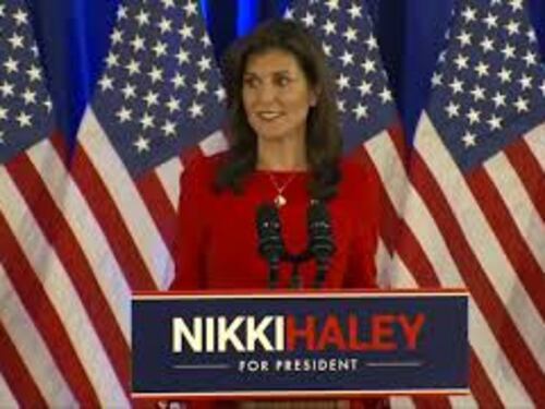 Primarie Usa, Nikki Haley si ritira: "È il momento di sospendere la mia campagna"