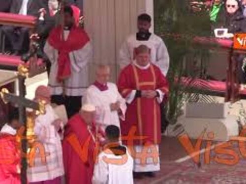 Attentato a Mosca, Papa Francesco: "Atto vile che offende Dio che ha detto 'non uccidere'"
