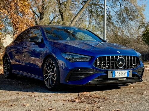 Mercedes CLA coupè 35 AMG: guarda il video in pillole della nuova coupè sportiva da 306 CV