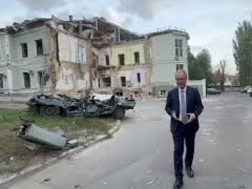 Guerra in Ucraina, Mulè a Kiev: "Contrastiamo l'aggressione russa per difendere la democrazia"
