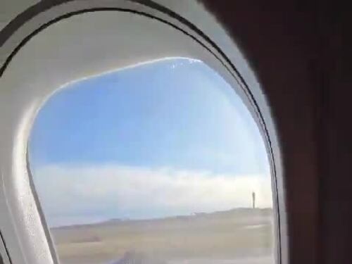 Copertura del motore si stacca da un Boeing 737 Southwest Airlines