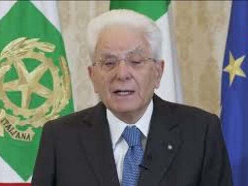 Mattarella: Critiche alle scelte Ue? "Sconcertanti quando arrivano da chi contribuisce a definirle"