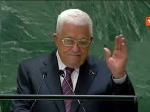 Il Presidente dell'Anp Abu Mazen accolto da un lungo applauso all'Assemblea dell'Onu