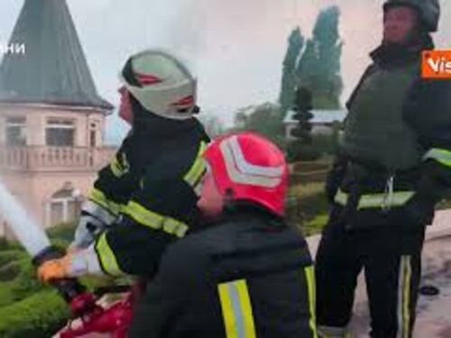 Attacco russo a Odessa, in fiamme il castello di "Harry Potter"