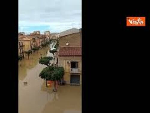 Esonda fiume Salso a Licata, persone abbandonano case per precauzione