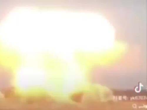 Un missile contro una portaerei Usa? Lo strano video dell'esercitazione cinese