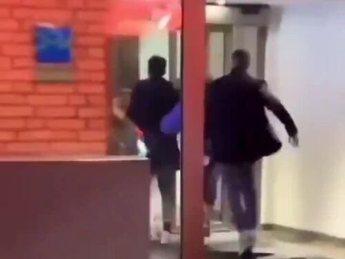 Amsterdam, i pro Pal fanno irruzione negli hotel che ospitano gli israeliani