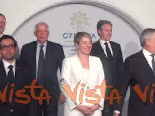 "Slava Ukraïni", Tajani cita il motto ucraino durante foto con ministri G7. Presente anche Kuleba