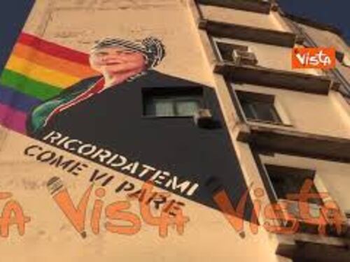 Il murale per Michela Murgia inaugurato al Municipio V di Roma