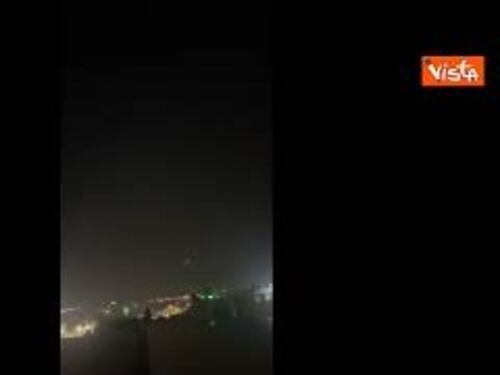 I missili iraniani sopra la moschea di al-Aqsa a Gerusalemme, le immagini
