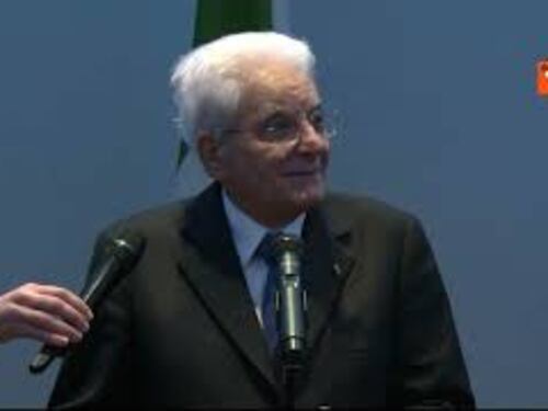 Mattarella incontra la comunità italiana a Cipro: Grandi legami tra nostri Paesi