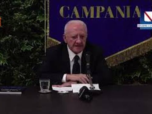 De Luca: "Nel 2024 faremo legge Regione contro crisi natalità"