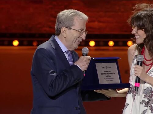 Anna Castiglia vince Musicultura con l'inno contro il vittimismo