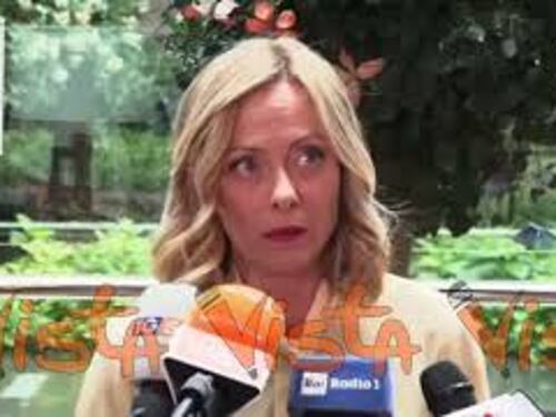 Meloni in Cina: "Volontà condivisa di implementare rapporti economici e commerciali"