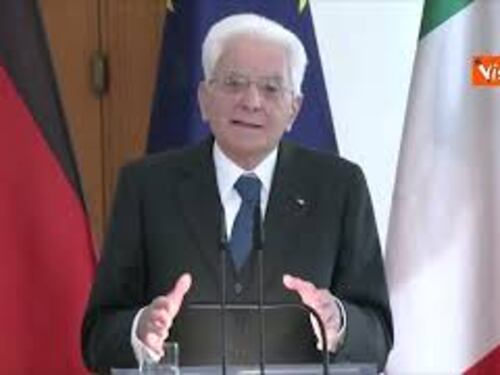 Migranti, Mattarella: "Necessari ingressi regolari per fermare trafficanti"