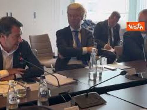 Elezioni europee, l'incontro tra Salvini e Le Pen a Bruxelles: patto per unire forze centrodestra