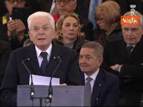 Mattarella a Cassino: "Gesto eroico trovare forze per ricostruzione, la Repubblica si inchina"