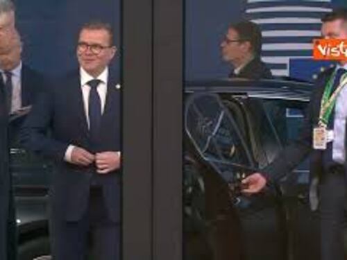 Consiglio Ue, gli arrivi dei leader a Bruxelles. Tra loro von der Leyen, Meloni e Orban