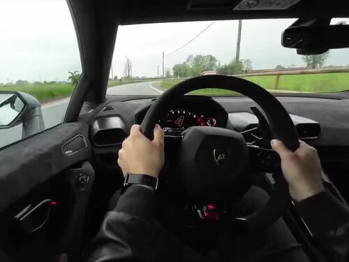 Lamborghini Huracan Sterrato: il video in pillole della Supercar in salsa Rally