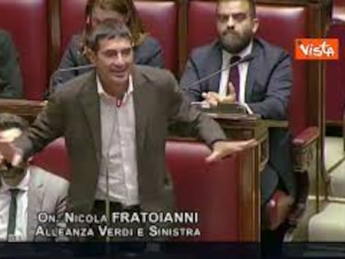 Salario minimo, Fratoianni: "Siete la destra sociale a chiacchere, difendete elite e privilegi"