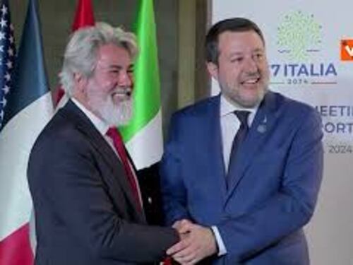 G7 Trasporti, Salvini show all'accoglienza delegazioni: scherza con i giornalisti e con i ministri