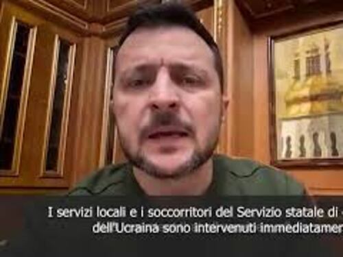 Attacco russo a Odessa, Zelensky: Ci sono vittime, condoglianze alle famiglie