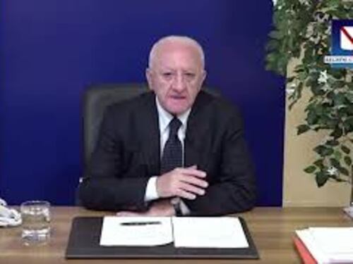 De Luca: "Con Meloni collaborazione dopo aver combattuto. Risultato storico per la Campania"
