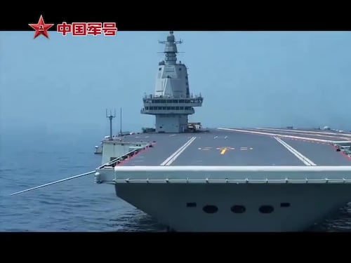 Il video del (presunto) test della catapulta di lancio della nuova portaerei cinese