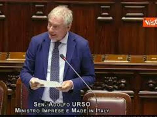 Urso: "Oggi via libera da Cdm legge su semplificazione per sostenere imprese"