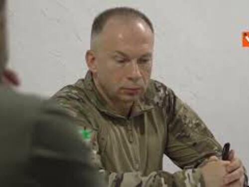 Guerra in Ucraina, Zelensky visita le truppe impegnate nell'oblast di Sumy