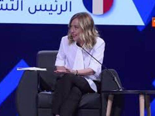 Meloni: "Africa può produrre energia, da Italia buon esempio con Piano Mattei"
