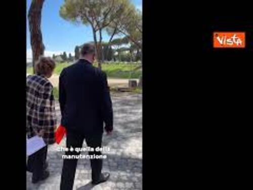 Gualtieri: "I sampietrini? Usati per lastricare piazza San Pietro, ecco perché si chiamano così"