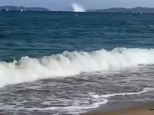 Lo schianto dell'aereo a Le Lavandou