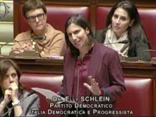Acca Larenzia, Schlein: "No cani sciolti, ma branco con cui siete andati a spasso per anni"