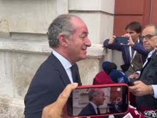 Autonomia, Zaia: "Impugnare legge regionale è grave"