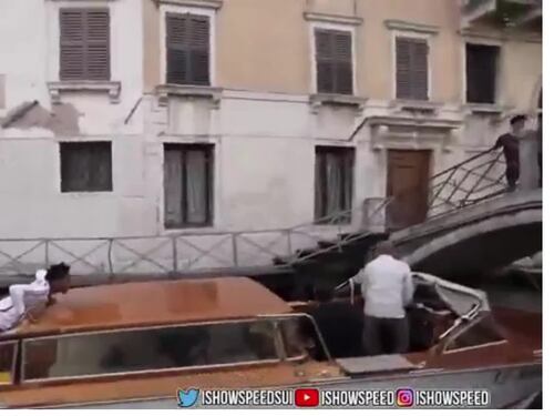 Acrobazie sul motoscafo a Venezia: daspo e multa per lo youtuber I Show Speed