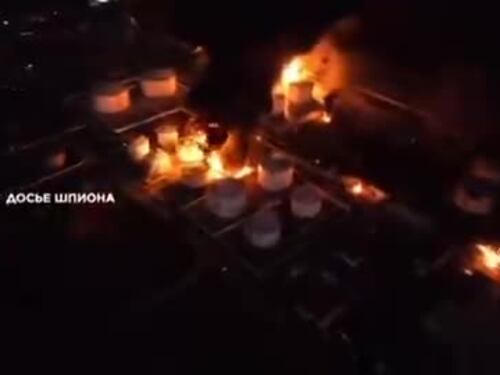 Il deposito di petrolio russo devastato dal raid ucraino