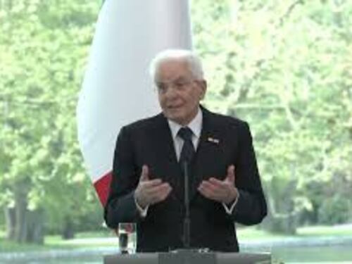 Mattarella: "In Europa servono riforme su difesa comune, sistema decisionale e finanza"