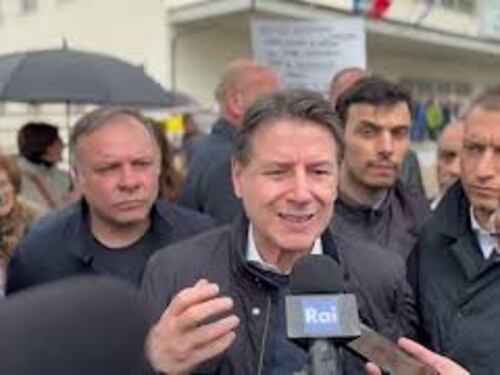 Conte: "Bene che Draghi esprima necessità di svolta completa in Europa"